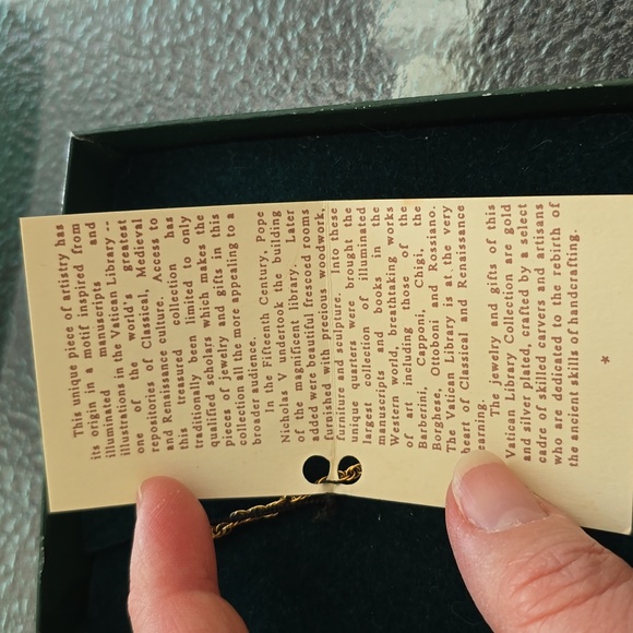 Vatican Library Collection Gold Crucifix with Gold Chain - NWOT - Picture 7 of 10